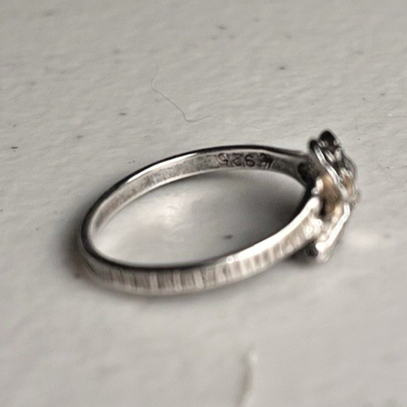 Sterling Silver 925 Rose Flower Ring Vintage Floral Design Etched Band Size 7.5 - Picture 7 of 10